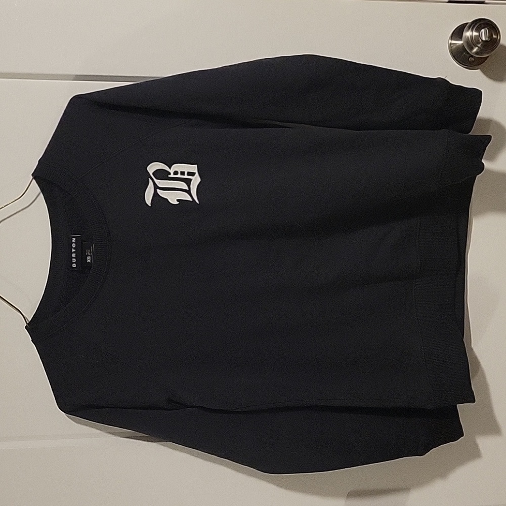 Burton Rose embroidered sweatshirt womens, fleece lined